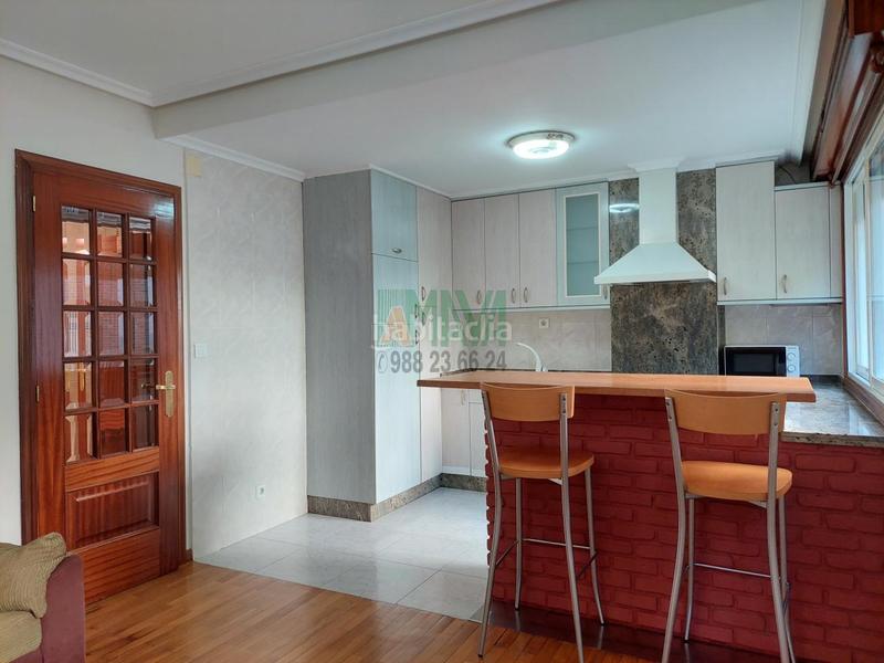 Foto 662d1d43-1e60-4974-90e3-5ef6a590279e. Lloguer apartament amb calefacció aparcament a Universidad Ourense