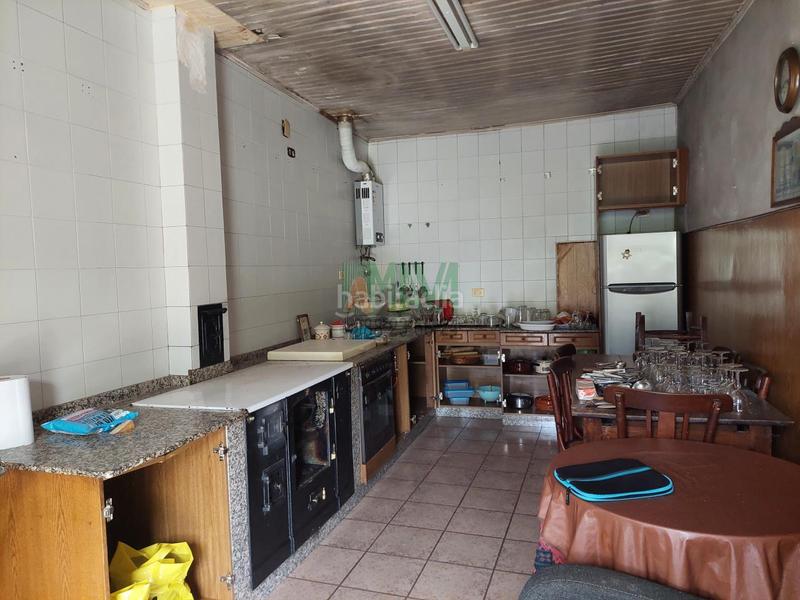 Foto d4c29add-8e45-4a58-9b30-3bef2bf1c3c3. Casa en Punxín