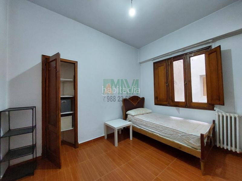 Foto d6efaa8d-5d1f-4228-a920-a2eae891f728. Etagenwohnung mit heizung in Centro Ourense