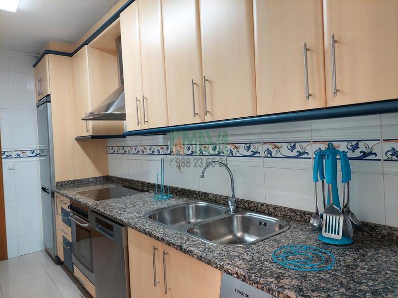 Foto a3de6ca9-1f47-4995-9bd5-15aa2f761e2f. Lloguer apartament amb calefacció aparcament a Universidad Ourense