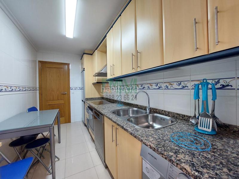 Foto e0e752a7-0f86-4dea-a5ad-4d6927d94d56. Lloguer apartament amb calefacció aparcament a Universidad Ourense