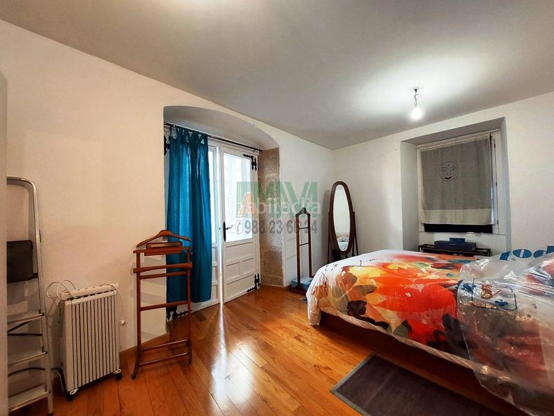 Foto a99e4e5b-7c1f-4a53-ba3f-9bc7f81e56ab. Piso en Casco Viejo Ourense
