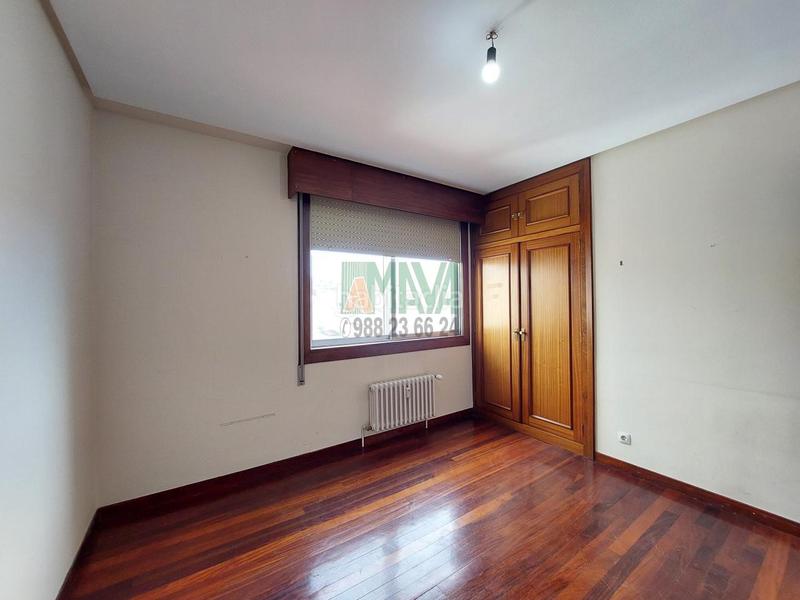 Foto d6a69a8b-5031-4401-89fd-87d762ccd29d. Appartement avec chauffage parking dans Centro Ourense