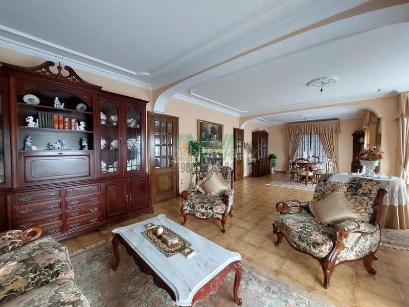 Foto 111bcb21-0036-4864-a54b-c8d9835c37f9. Chalet avec chauffage parking dans Ventiun Ourense