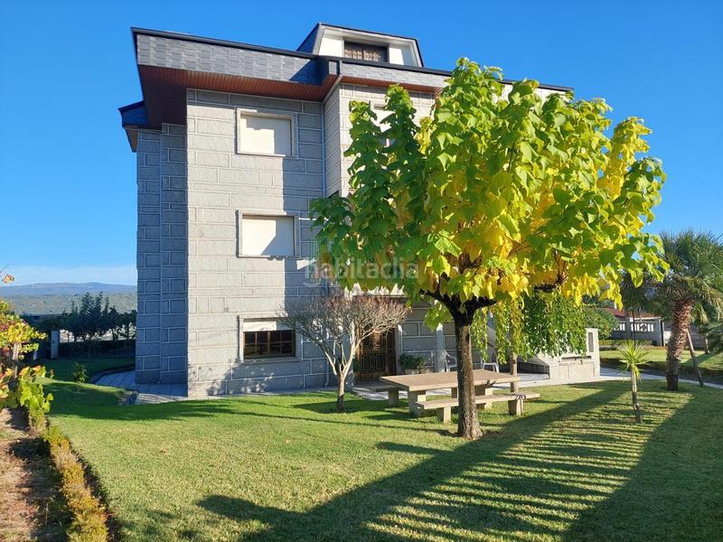 Foto a8a4d35f-3aa0-42ae-9d0d-1e7fecdc0161. Chalet avec chauffage parking dans Ventiun Ourense