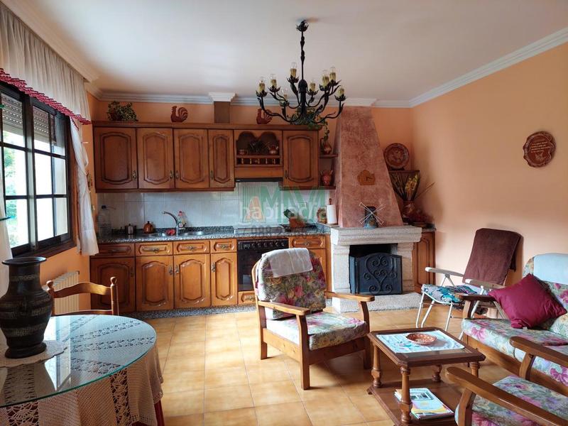 Foto aedbeaa4-4383-4dd9-a589-5b64165c96de. Chalet avec chauffage parking dans Ventiun Ourense
