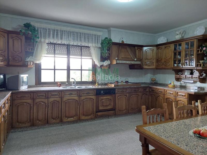 Foto d5bcc3a0-b095-4c67-af0f-ff814fdfe6ac. Chalet avec chauffage parking dans Ventiun Ourense