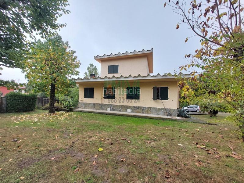 Foto 3f50933b-4ed4-44df-ad94-f77c9d20dc8e. Chalet with heating parking in Ventiun Ourense