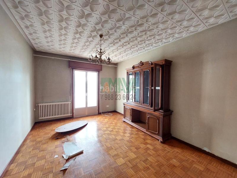 Foto 1a7995c3-c068-425a-8505-8c623edc8c10. Maison avec chauffage parking dans Universidad Ourense