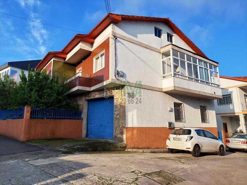 Foto 4e719c7e-743e-450e-ac53-ff33df394efd. Maison avec chauffage parking dans Universidad Ourense