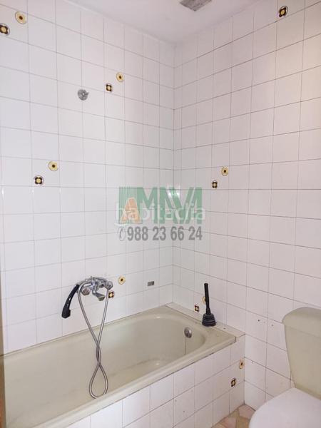 Foto bd7e5832-e0f5-4fda-ab46-238742f2991e. Maison avec chauffage parking dans Universidad Ourense