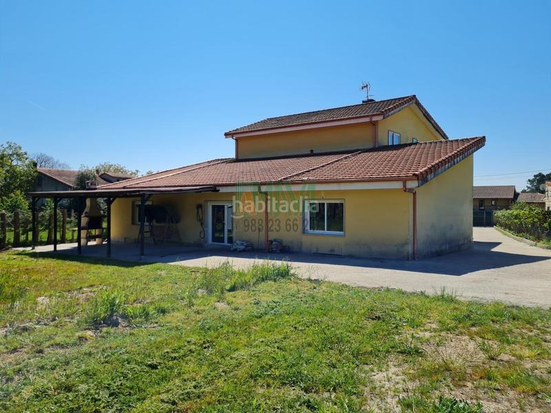 Foto 7b0781ef-646d-4dd4-a1be-7c82689e1fad. Casa en Coles