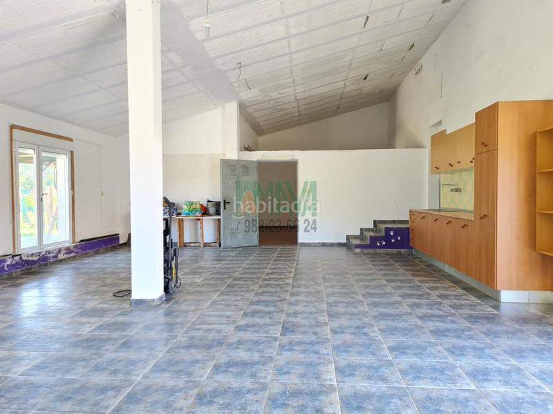 Foto e7c951aa-1a17-46a1-8ca4-ff369767f84a. Casa en Coles