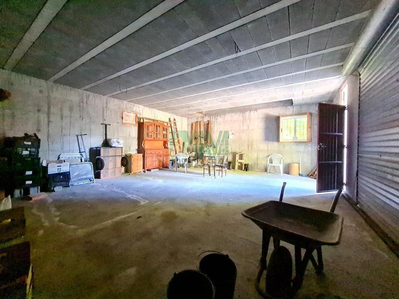 Foto 70fe580f-d56d-4ecc-a14b-1ec5db5db9ad. Finca rústica en Coles