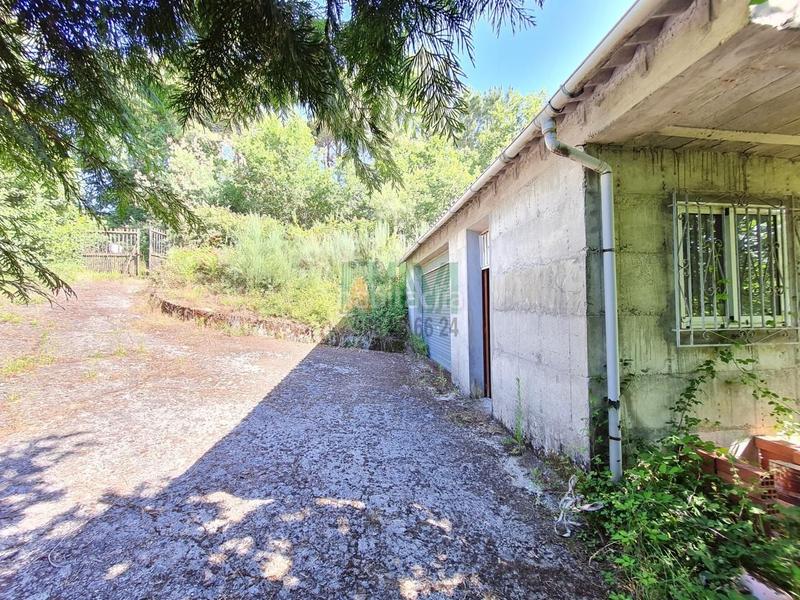 Foto 95f7aeb8-93c6-4c50-a4d1-2a22094fb980. Finca rústica en Coles