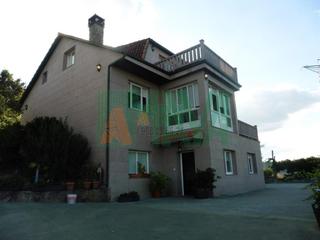 Xalet a Pereiro de Aguiar (O)