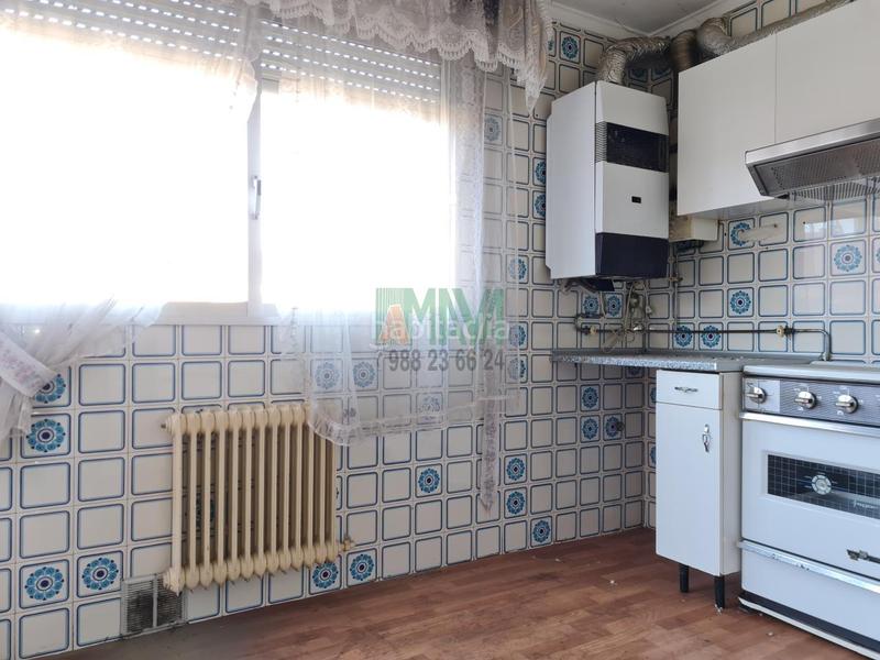 Foto db34c3ea-7326-490d-b975-445e4b908f5a. Appartement avec chauffage dans A Carballeira Ourense