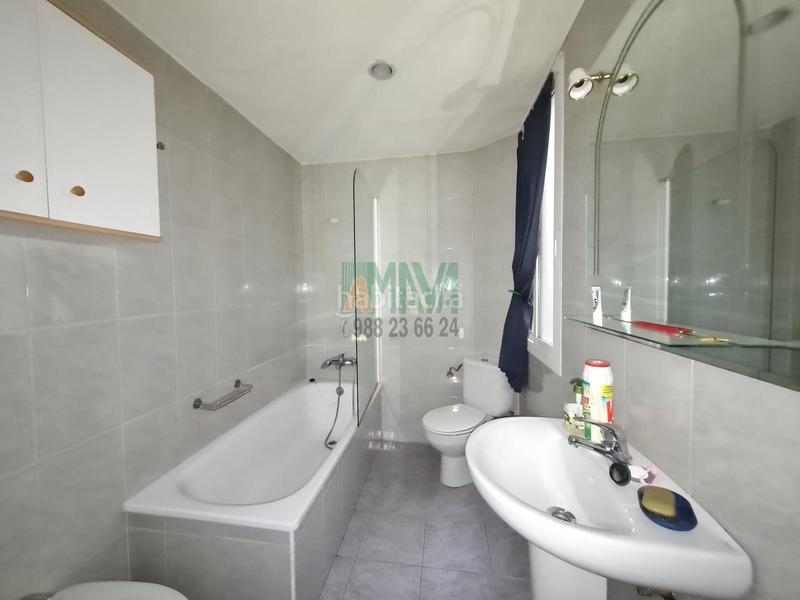 Foto 0fa7972c-1f50-4ac2-bb39-45ed377bd74d. Édifice dans Posío Ourense