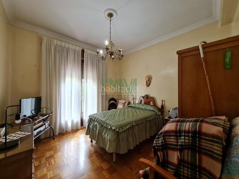 Foto c6f3e423-c985-443e-8195-2a8fc06f96dc. Edificio en Posío Ourense