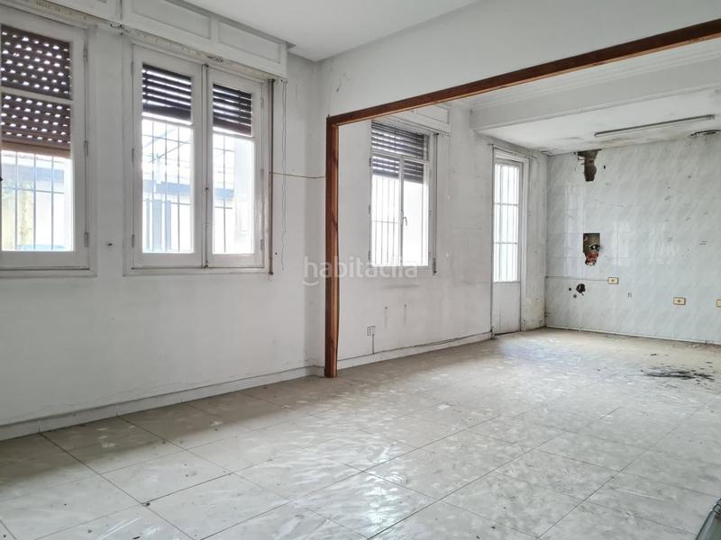 Foto 1955b3c7-717d-4c2f-8314-1dd4156ffec1. Edificio in Centro Ourense