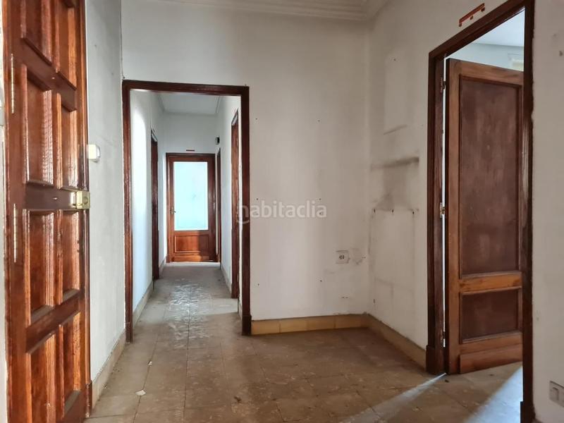 Foto cd034c52-85fe-4677-9ff6-dd703b418e3d. Edificio in Centro Ourense