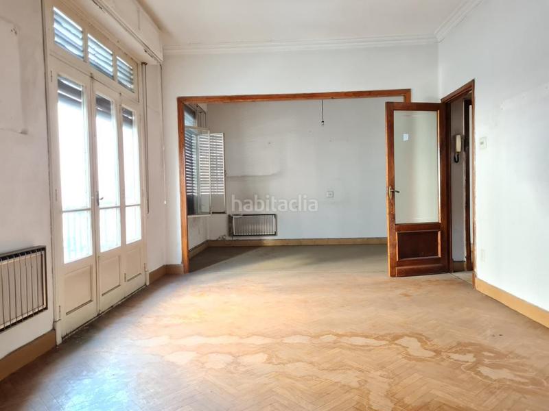 Foto bddef2a1-7b14-4b67-a7f6-10755c68884d. Edificio en Centro Ourense