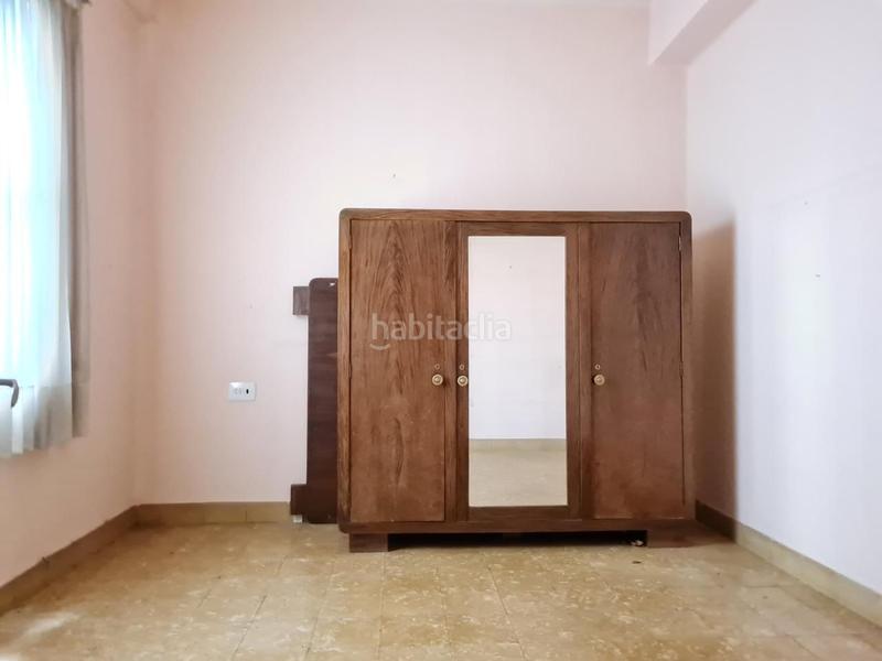 Foto 088f5dd5-804e-45fb-a18c-5cdd145353f0. Edifici a Centro Ourense