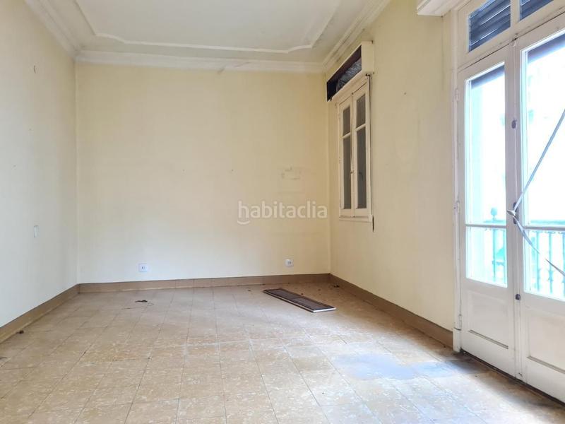 Foto a816df32-2000-458e-b047-a8c13c5f5f26. Edifici a Centro Ourense