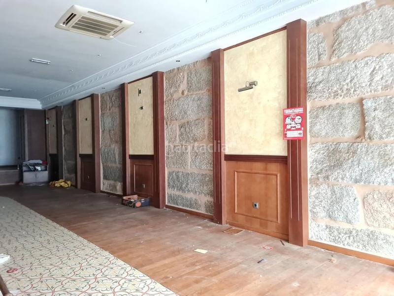 Foto c67251b3-3b9c-4a20-b560-bf27005ee1b4. Edifici a Centro Ourense