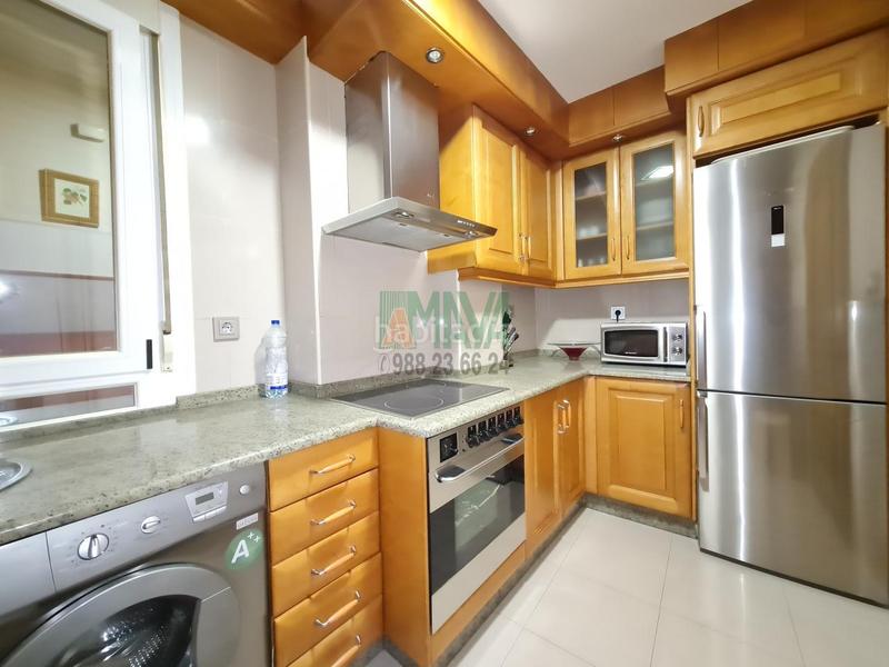 Foto ad73049c-36c8-4e38-ab71-3e2dca58dd9f. Location appartement avec chauffage dans Centro Ourense