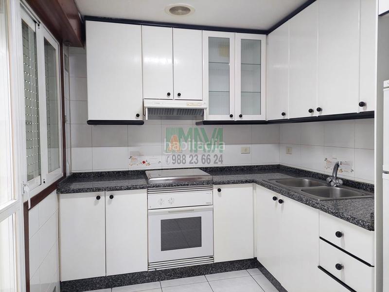Foto 82b851c7-bea8-4c63-9a5b-f7951e542b35. Apartament amb calefacció a Centro Ourense