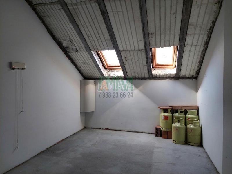 Foto 0ef4045a-a7fb-45dc-94ef-52072bdff905. Appartement avec chauffage dans Centro Ourense