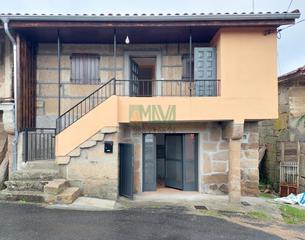 Casa a Paderne de Allariz