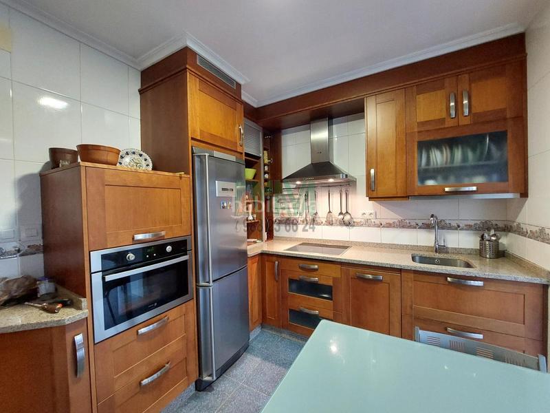 Foto aaf5e788-886b-4909-a49c-2d23dbf635fc. Chalet con riscaldamento parcheggio in As Lagoas Ourense