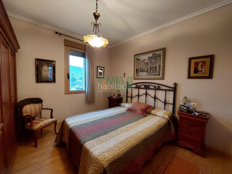Foto b552f863-5f12-448d-853b-13c7d6642ce8. Chalet con riscaldamento parcheggio in As Lagoas Ourense