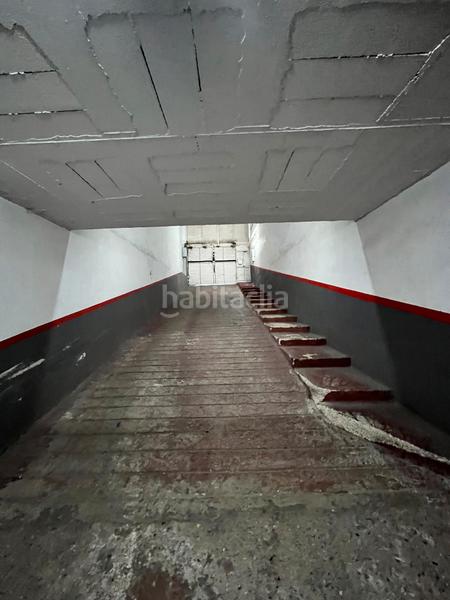 Foto 7059f3e7-001d-45d0-a3da-120c980ed964. Aparcament cotxe a Centre Viladecans