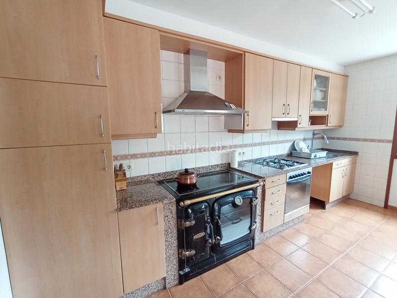 Foto fae416d6-febb-4a59-b3c4-f34b566b81fb. Maison avec parking dans Loureda - Lañas - Barrañán Arteixo