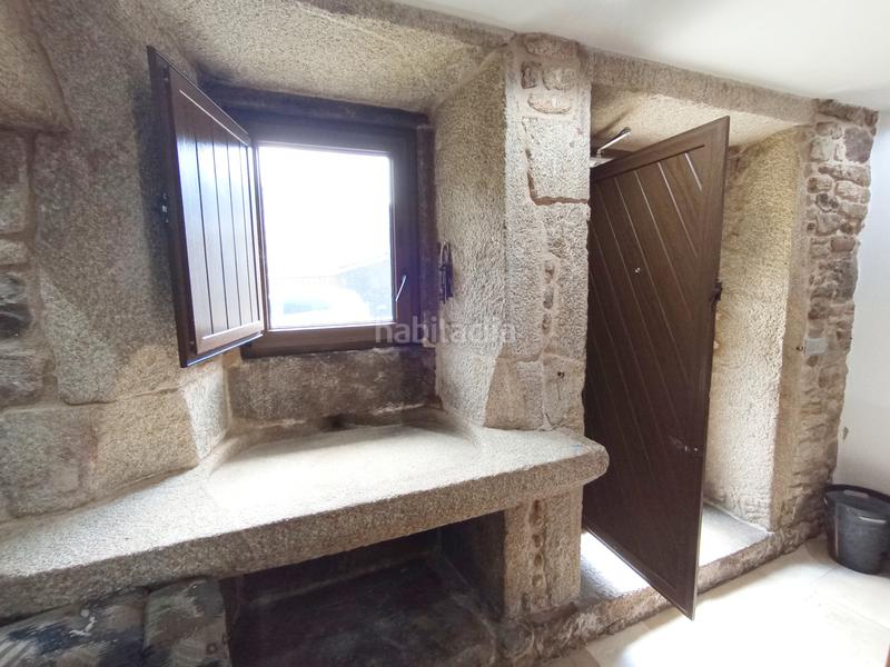 Foto 01f407a7-02a0-4d0e-bd63-ef59c11b2cdd. Bauernhof mit heizung parking in Vimianzo