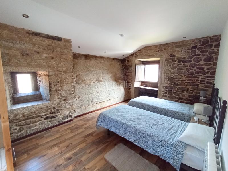 Foto 49939552-dbd5-48bd-baba-80dc54385aec. Bauernhof mit heizung parking in Vimianzo