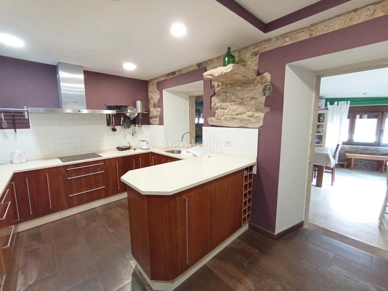 Foto 79b89b08-2b22-4472-9e54-486920180b1f. Bauernhof mit heizung parking in Vimianzo