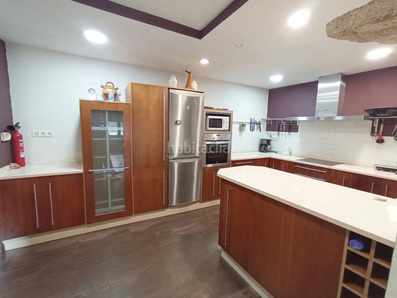 Foto d100bc8a-9fd1-45af-9d20-9ba6b4bceb94. Bauernhof mit heizung parking in Vimianzo