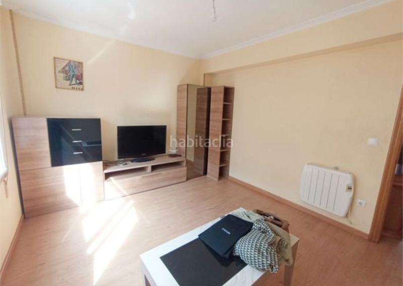 Foto 43d5a0b5-13b5-479d-92f8-2ced10d664f3. Flat with heating in Los Castros - Castrillón Coruña (A)