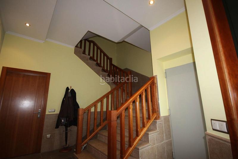 Foto b6426fd6-7676-49d8-9c56-04f65fa01267. Chalet en Oseiro Arteixo