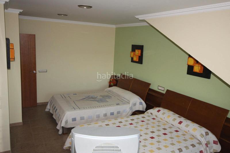 Foto 497c94ea-2aeb-433b-96fe-887723715677. Chalet mit kamin heizung parking in Oseiro Arteixo