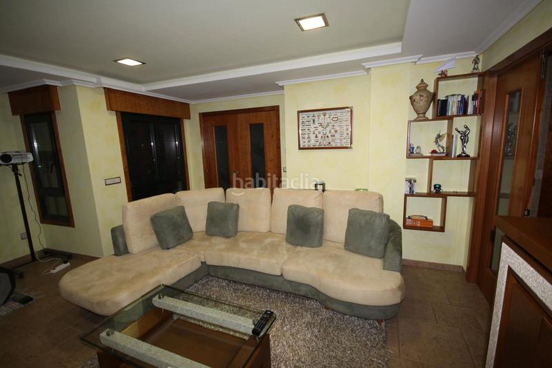 Foto 31a943ac-6e7d-4137-8b9f-a68a1d18d787. Chalet avec cheminée chauffage parking dans Oseiro Arteixo