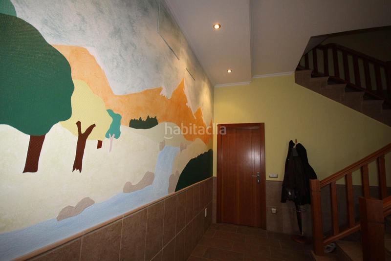 Foto 7fc73a32-8e65-43ce-a056-97ae36610e9a. Chalet avec cheminée chauffage parking dans Oseiro Arteixo