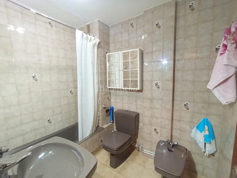 Foto 3b8b5cf3-8d95-4421-8dfd-935014955dfb. Appartamento in Os Mallos Coruña (A)