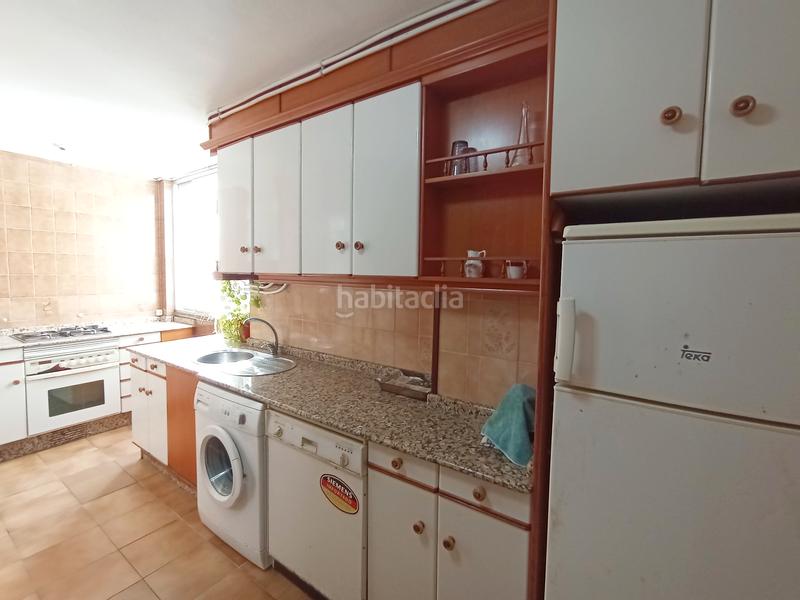 Foto dfb7f5cc-cfbc-41a2-83c0-c89a9e6e86d4. Etagenwohnung in Os Mallos Coruña (A)
