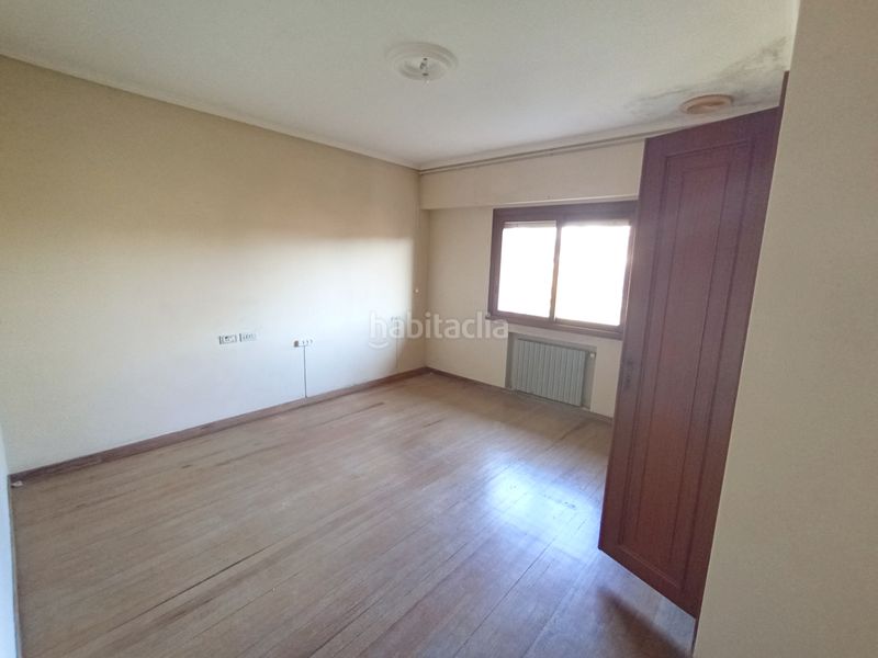 Foto 6597ac14-e757-4cf1-876d-1e0e09760542. Xalet amb xemeneia calefacció aparcament a Nós Oleiros
