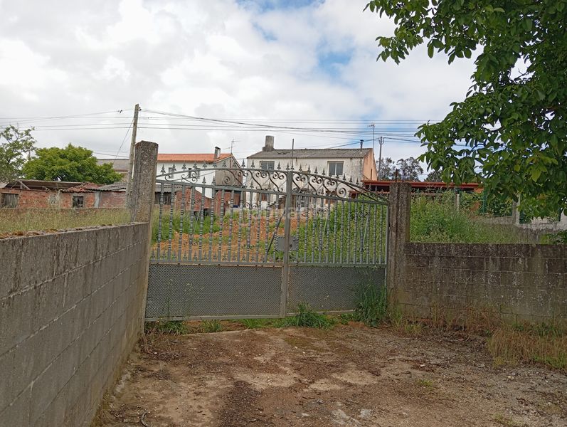 Foto bc8b947b-01aa-449c-97d7-6a9f8051182e. Casa a Laracha